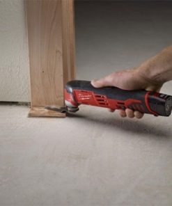 Multiherramienta Oscilatoria M12™ Milwaukee: Velocidad variable: 5000-20000 OPM Peso: 0.95 kg