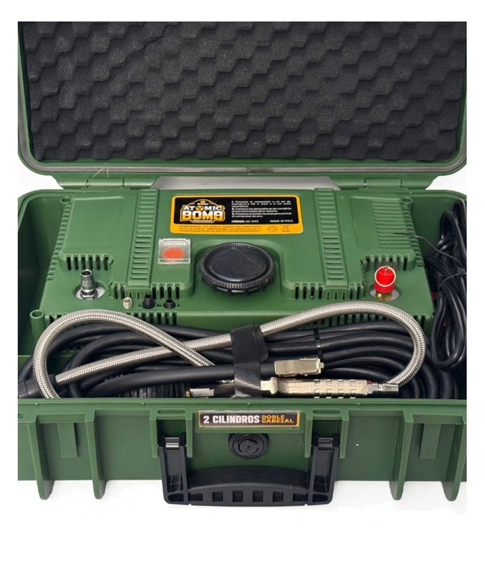 Compresor de Aire Metálico 12V Doble Cabezal Atomic Bomb Con Valija Driven AC2192 - Imagen 2