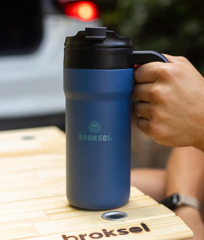 Vaso Térmico Travel Mug Con Manija Y Tapa 650ml Blanco Broksol TER-VAS650AZ - Imagen 3
